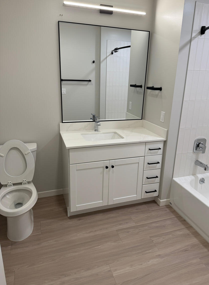 MOVE-IN /OUT CLEANING- Perfect for moving in or out — leave the space spotless.